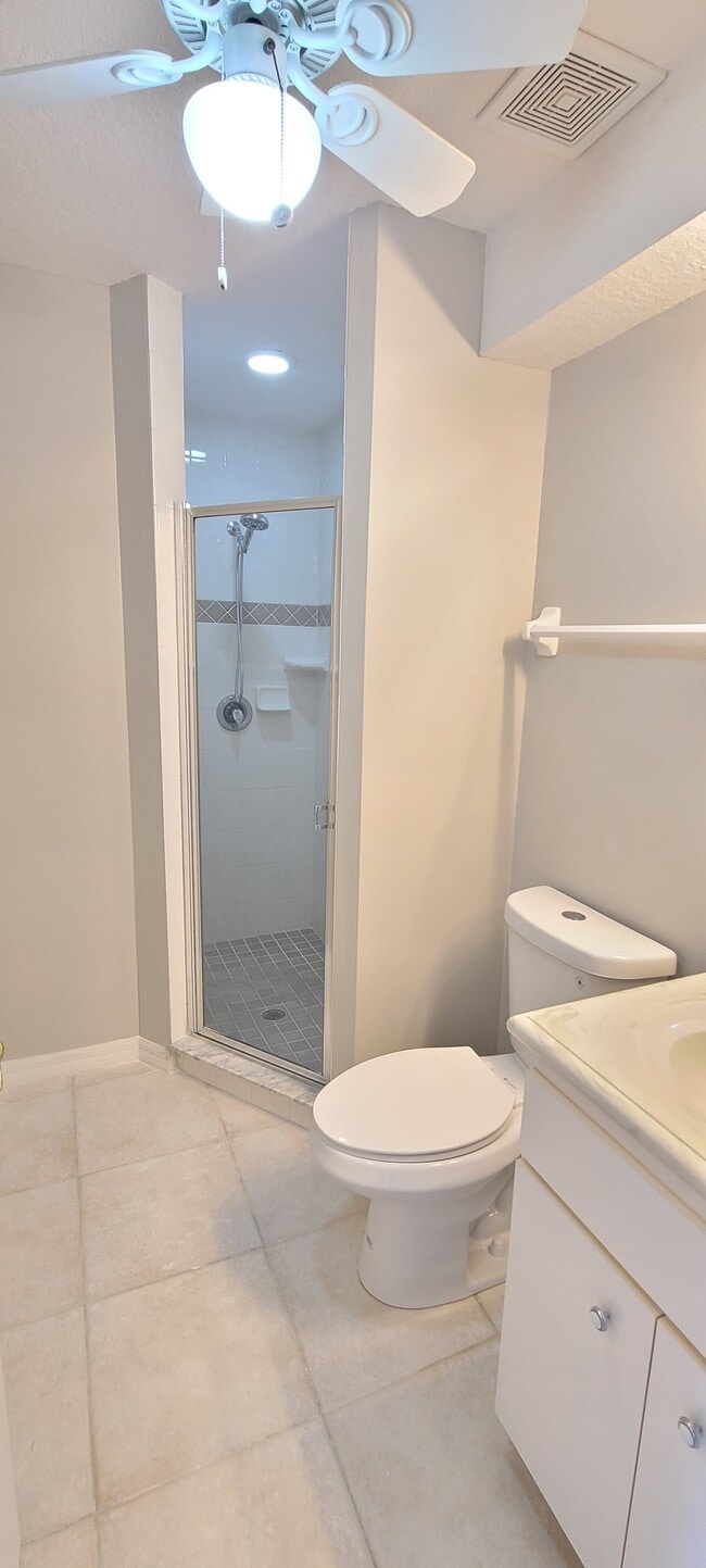 Building Photo - 1062 Crystal Creek Dr