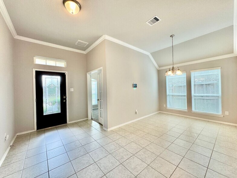 Building Photo - 5018 Victory Shores Ln