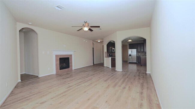 Building Photo - 24715 Colonial Elm Dr