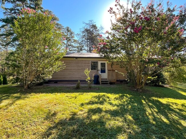 Building Photo - Charming 3BR/2BA Home in Louisa, VA