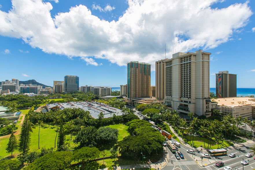 Building Photo - 1910 Ala Moana Blvd.