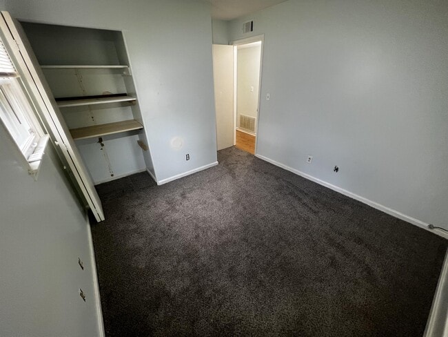 Building Photo - 9616 Elm Lake Dr