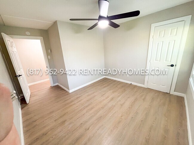 Building Photo - 2408 Southside Dr