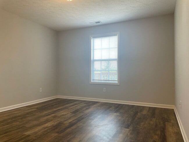 Building Photo - Upper Stone Apartments