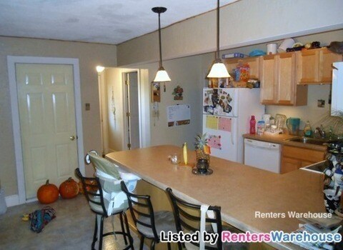 Building Photo - 1625 Walnut St