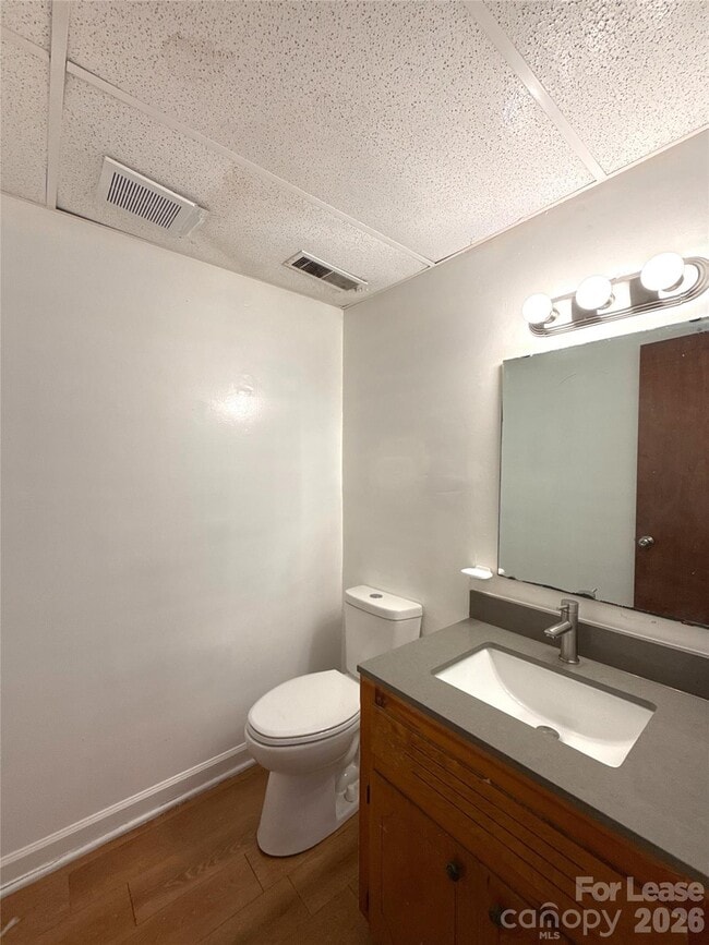 Building Photo - 409 Hawley Ave