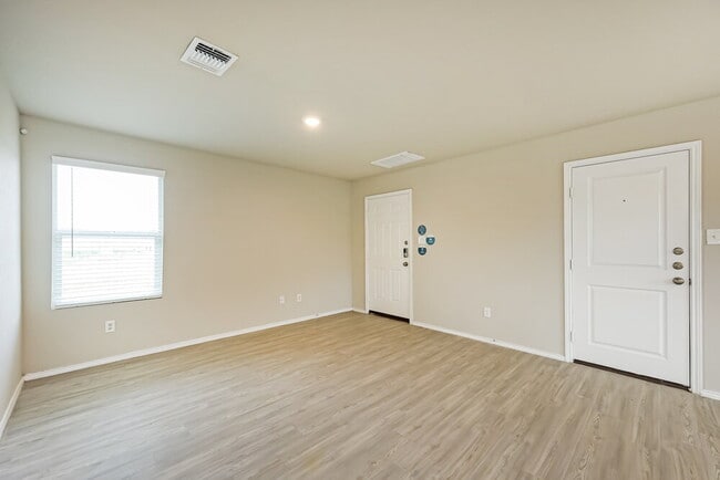 Building Photo - 5606 Basilica Pl