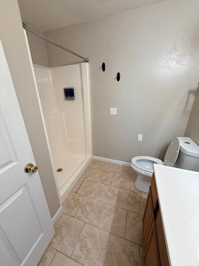 Building Photo - 279 SE Forest Terrace