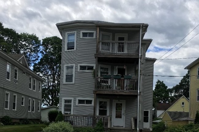 Building Photo - 36 Clinton St