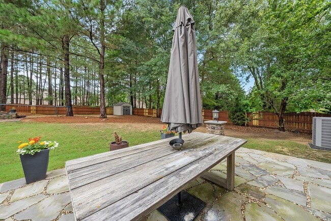 Building Photo - 3537 Bunting Dr