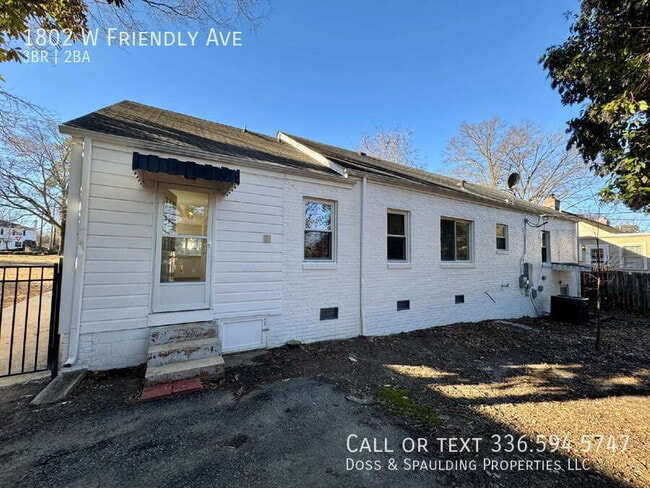 Building Photo - 1802 W Friendly Ave