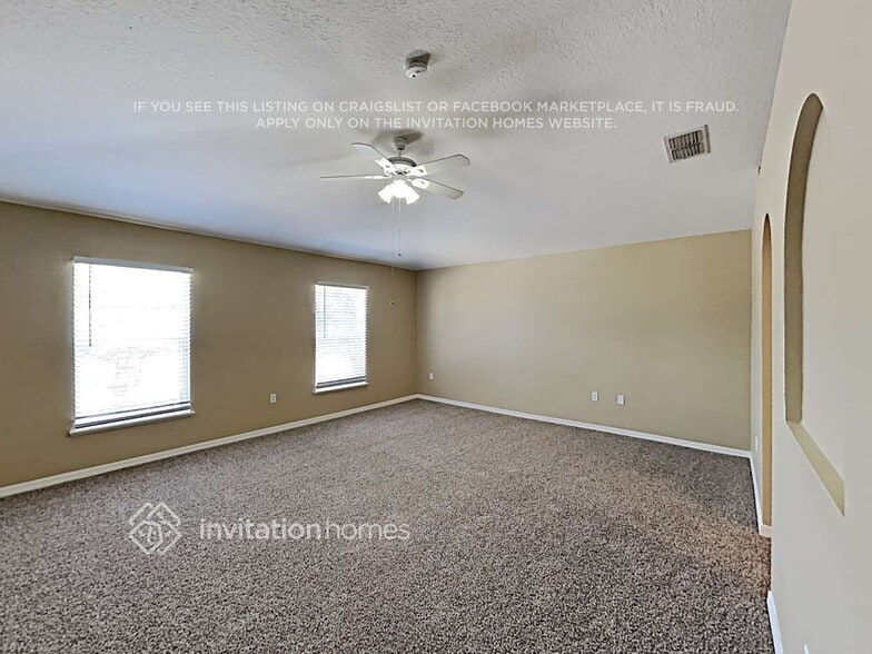 Building Photo - 13501 Mango Bay Dr