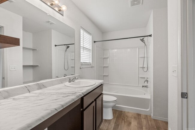 Building Photo - 10313 Brandi Kay Dr