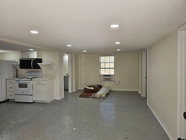 Building Photo - 17061 E Iowa Ave