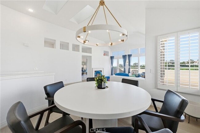 Building Photo - 35 Costa Brava