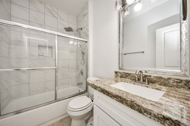 Building Photo - 450 Rd 5512