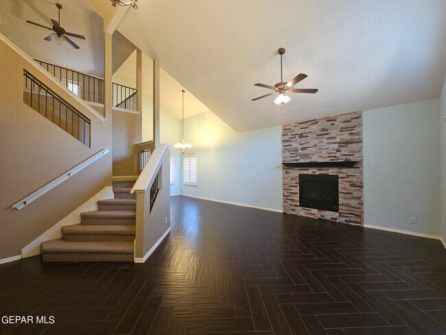 Building Photo - 12297 Kingsgate Ct