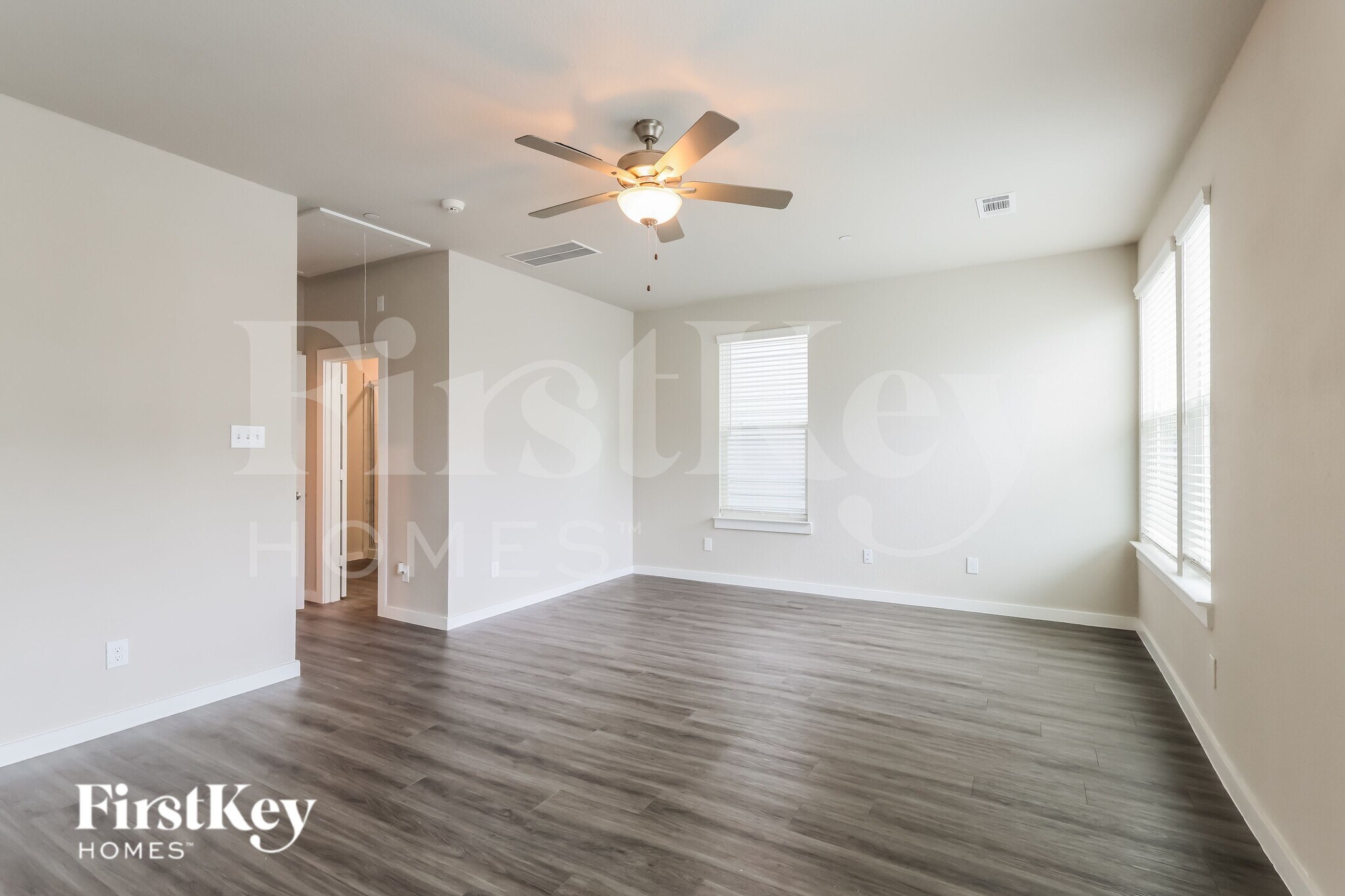 Building Photo - 18334 W Centro Cir