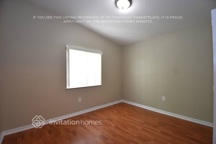 Building Photo - 18710 SW 25th Ct