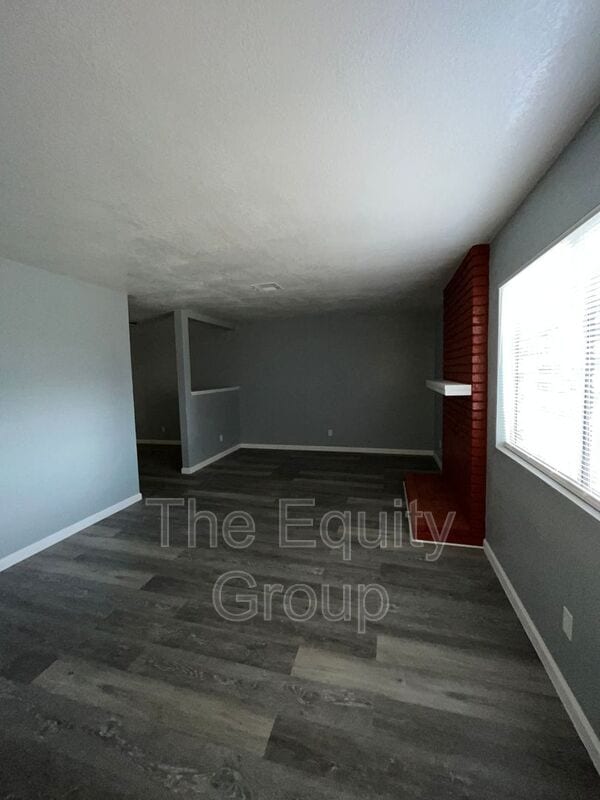 Building Photo - 3427 S Woodland St