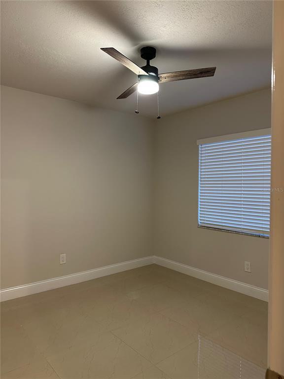 Building Photo - 753 Isleton Dr