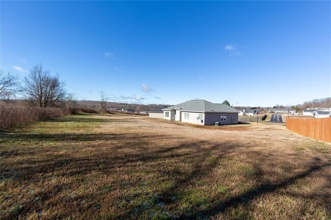 Building Photo - 82 Gray Field Ct