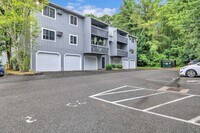 Building Photo - 72 Buddington Rd