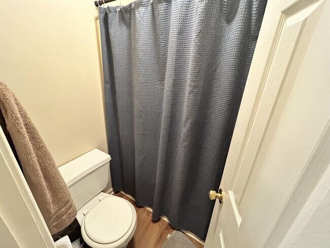 Building Photo - 155 Anderson Hwy