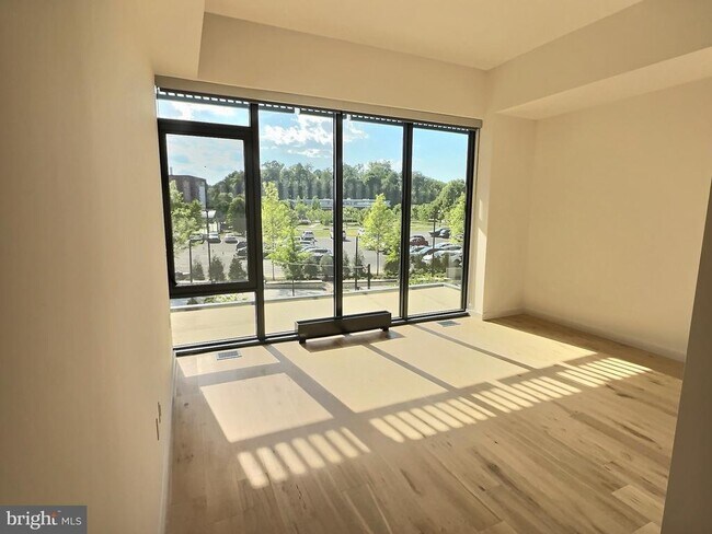 Building Photo - 3130 Potomac Ave