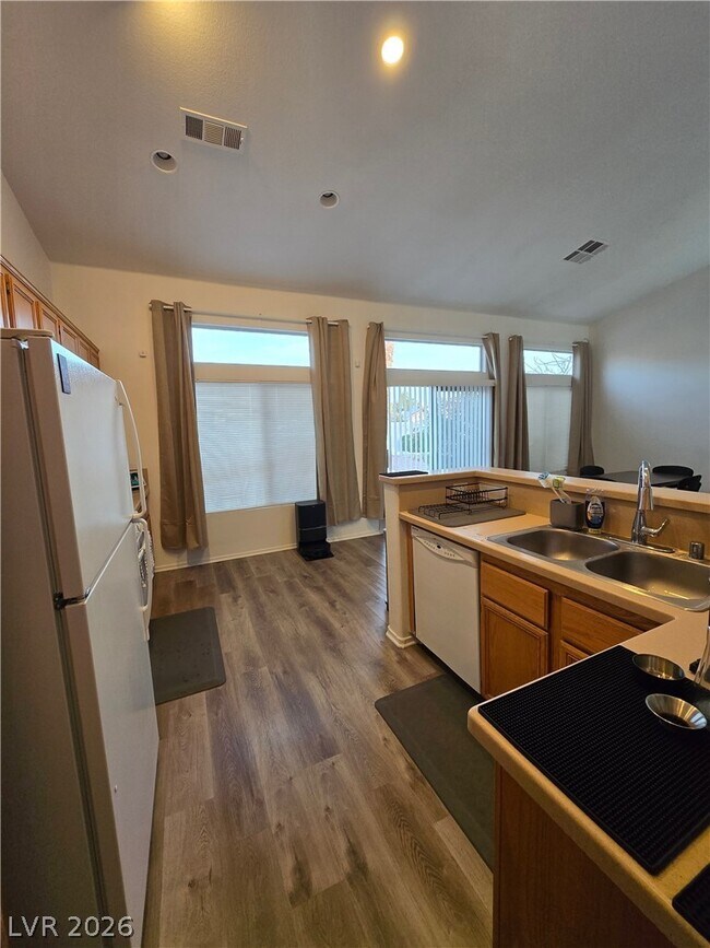 Building Photo - 6126 Leaning Rock Ct