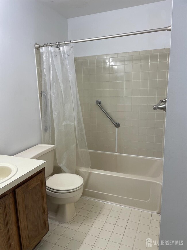 Building Photo - 2107 Ravens Crest Dr