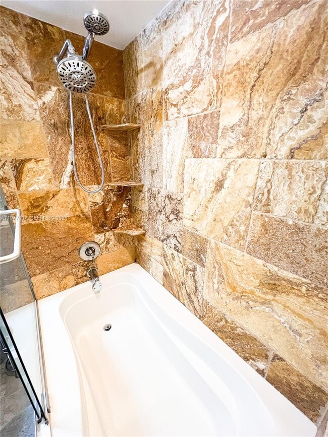 Building Photo - 90 Alton Rd