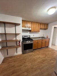 Building Photo - 55 Leyden St