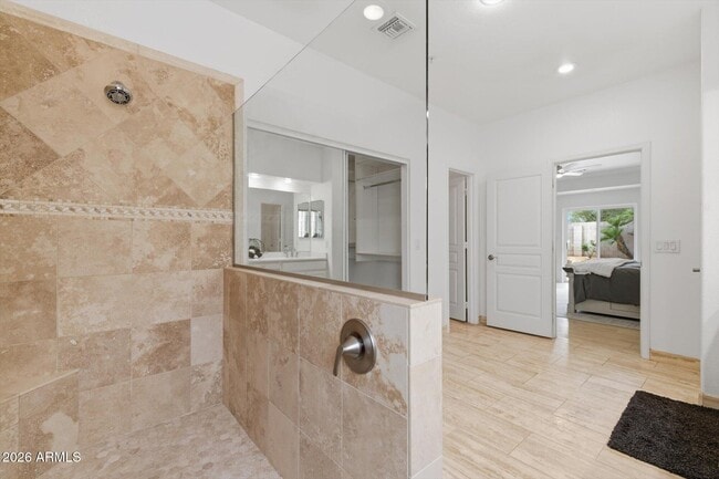 Building Photo - 9750 E Gelding Dr