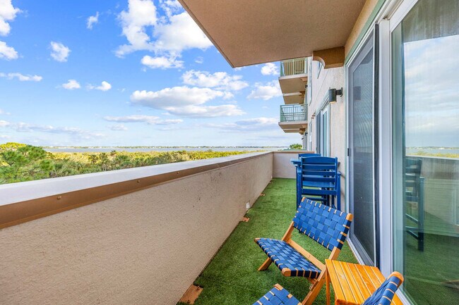 Building Photo - 605 Kemp St