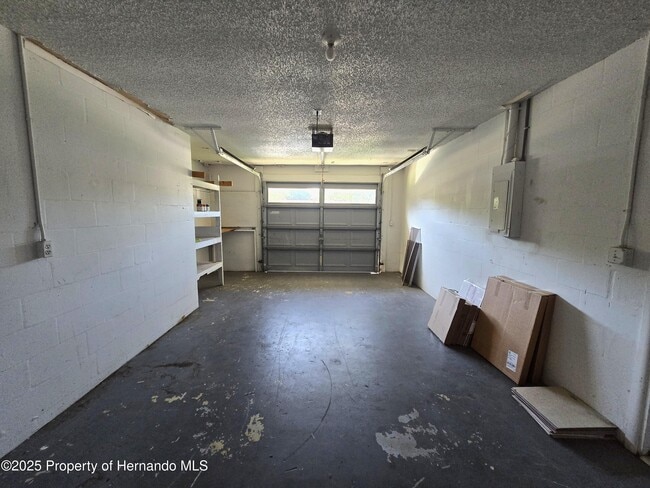 Building Photo - 8915 Woodmill Dr