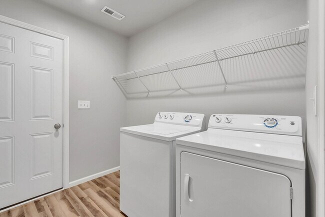 Building Photo - 5482 Summerland Drive