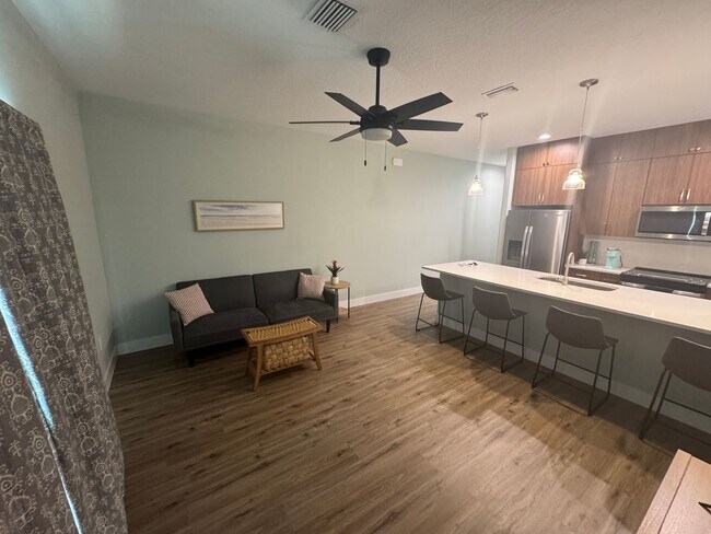 Building Photo - 930 Paddleboard Ct