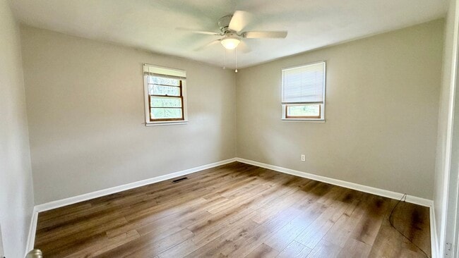 Building Photo - Updated One-Level Brick Home with Mountain Views