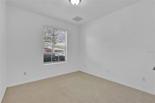 Building Photo - 8300 Portofino Dr