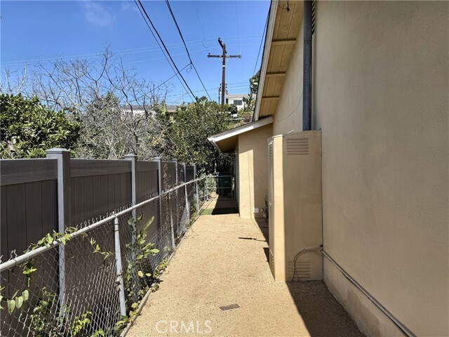 Building Photo - 28845 Briarhurst Dr