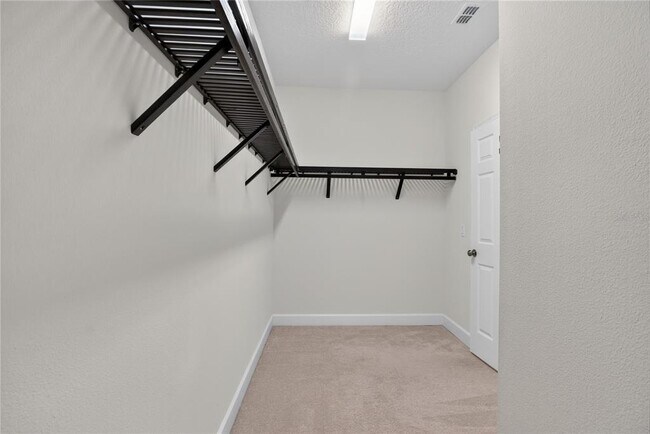 Building Photo - 15382 Arcadia Blf Lp