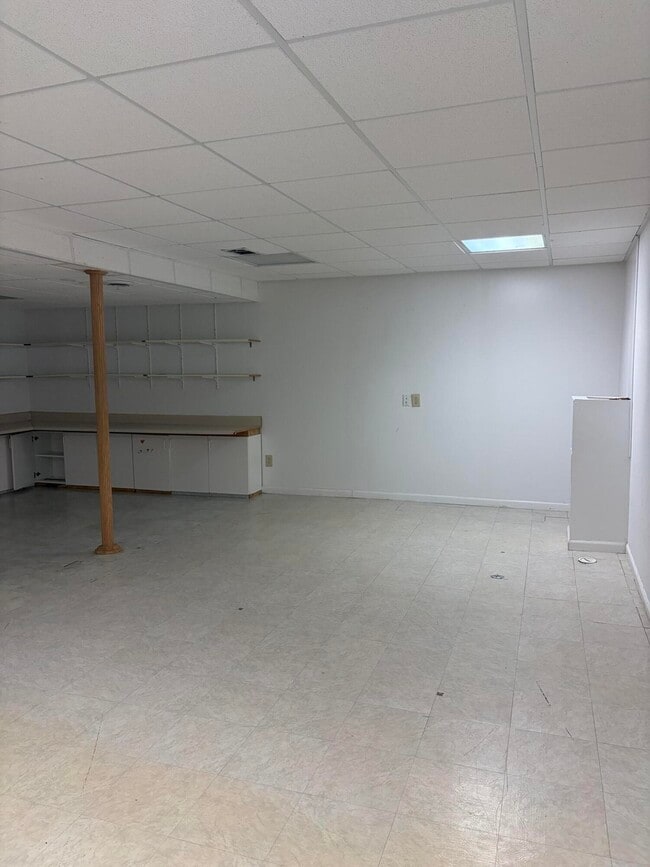 Building Photo - 4101 Rolling Meadow Ln