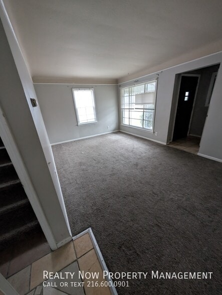 Building Photo - 27471 Forestview Ave