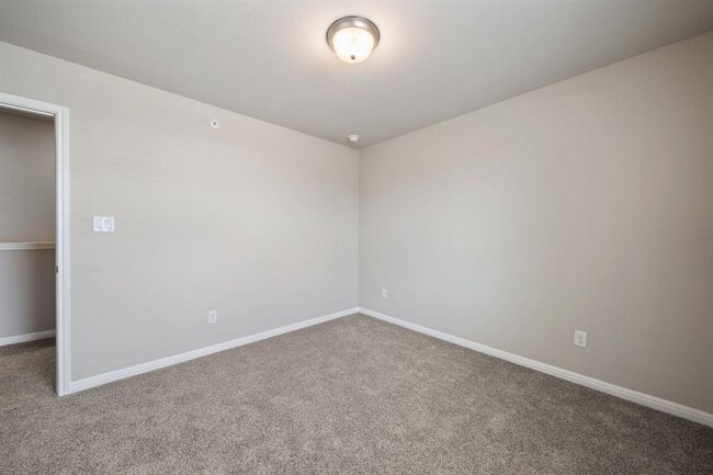 Building Photo - 1850 Settlers Glen Dr