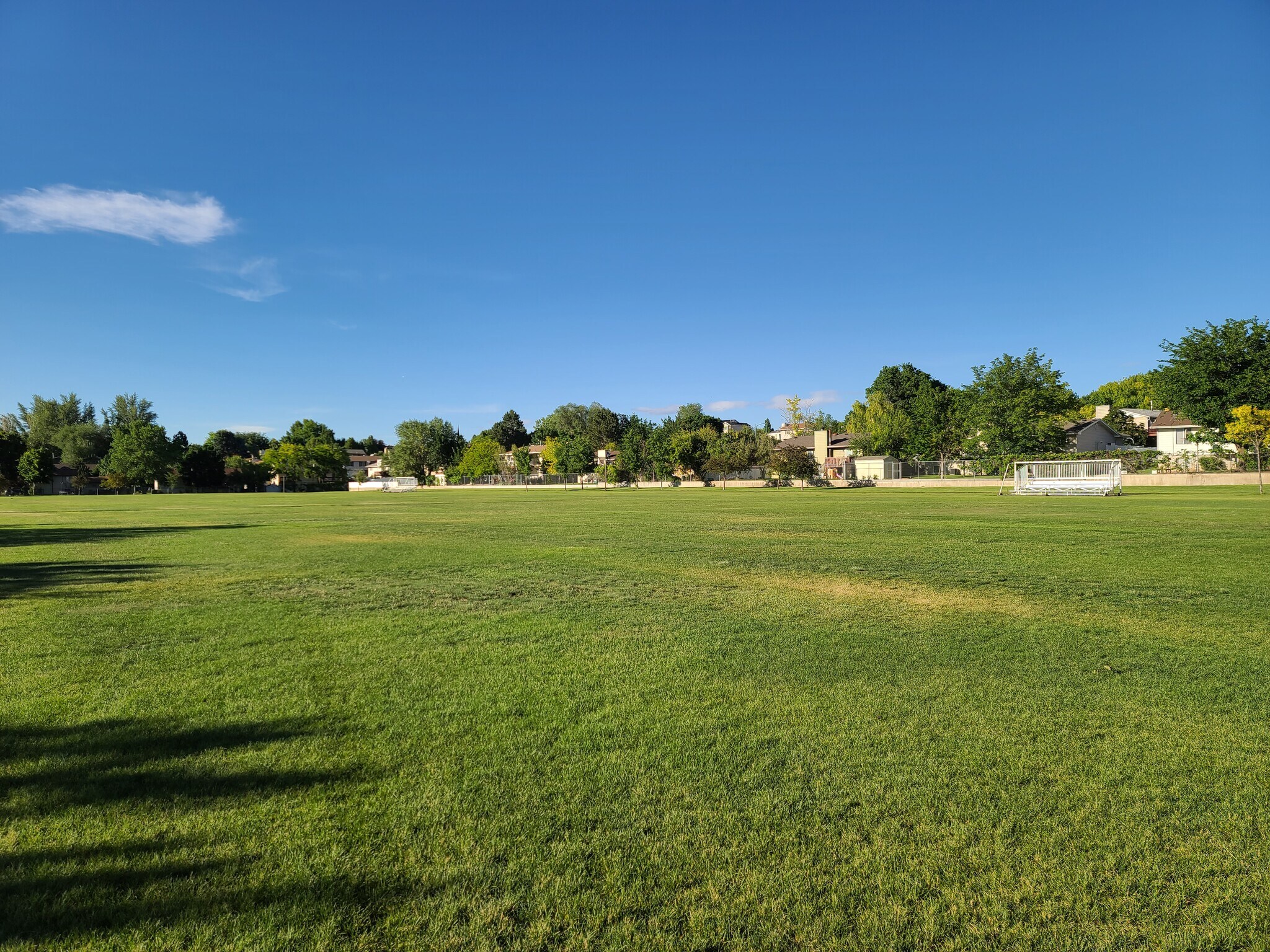 Building Photo - 940 W Red Oaks Dr