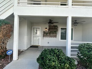 Building Photo - Beautiful 2-bedroom, 2-bathroom condo alon...