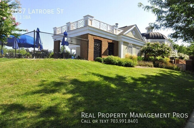 Building Photo - 42687 Latrobe St