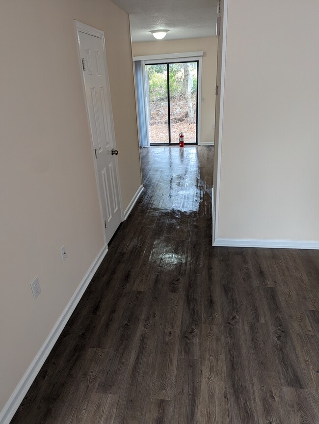 View to dining area from living room - 251 Knight Dr