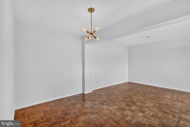 Building Photo - 4200 Cathedral Ave NW